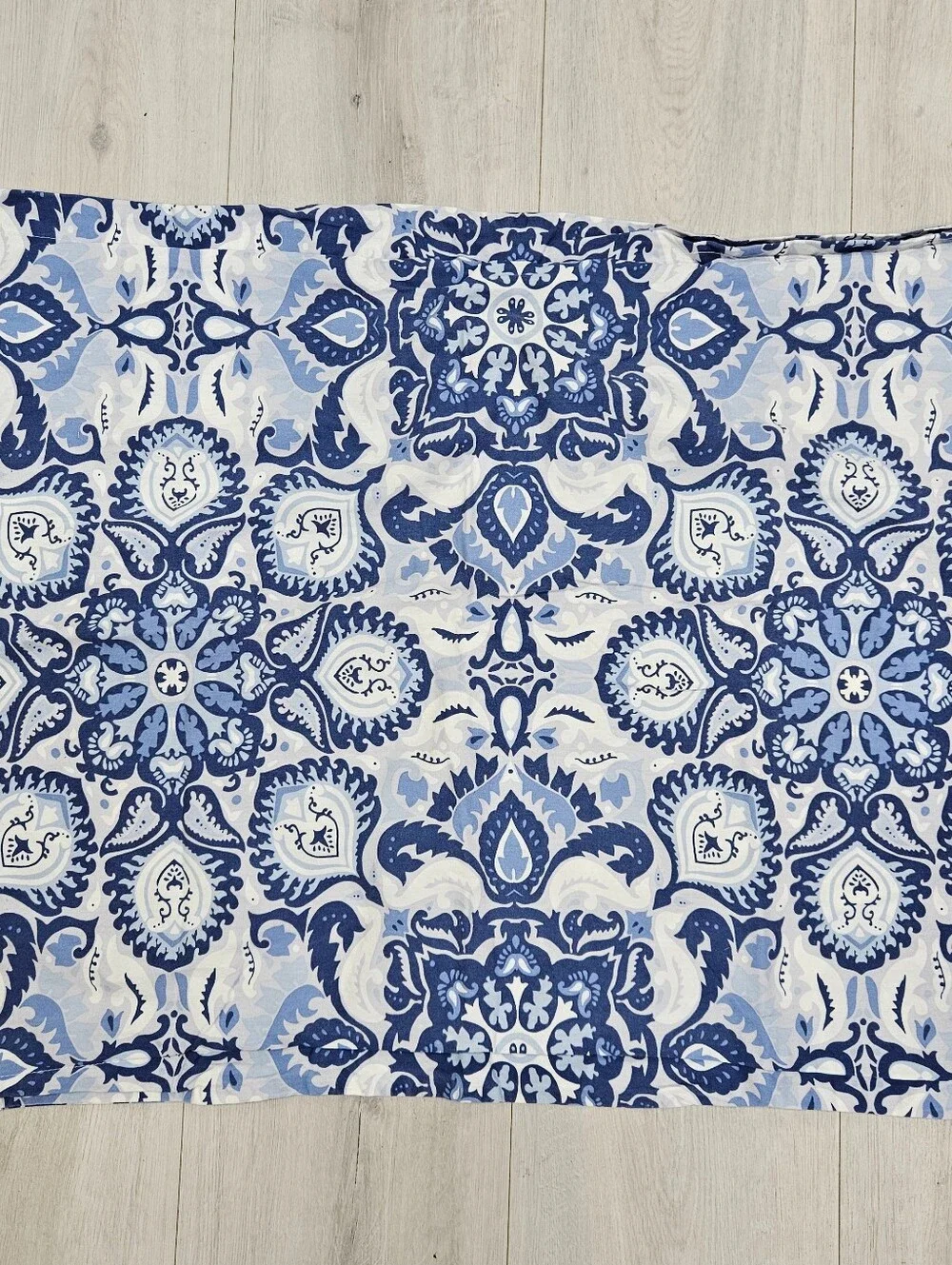 Ralph Lauren Porcelain Blue Medallion STD Pillow Shams Cotton Mandala Set of 2